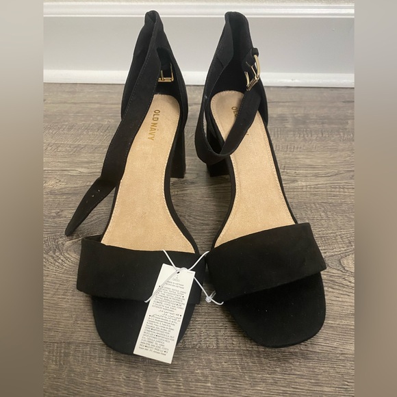 Heeled sandals - Picture 2 of 5